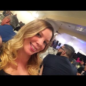 Meet your Posher, Danielle